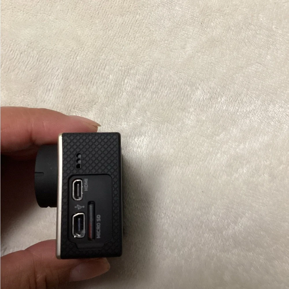 GoPro HERO 3 Grey, Underwater Photography Camera with Wide-Angle Lens